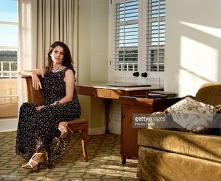 Julia Ormond feet photo thumbnail