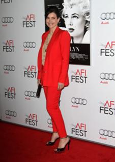 Julia Ormond feet photo thumbnail