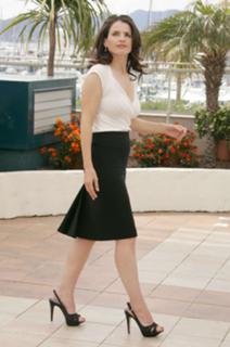 Julia Ormond feet photo thumbnail