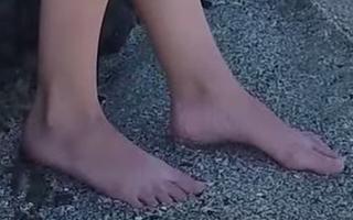Julia Pietrucha feet photo 9