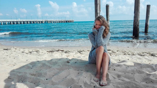 Julia Pietrucha feet photo 15