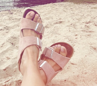 Julia Pietrucha feet photo 5