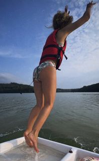 Julia Pietrucha feet photo 2