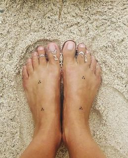Julia Pogrebinska feet photo 1