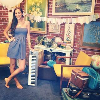 Julia Price feet photo 4