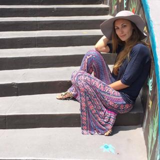 Julia Price feet photo 9