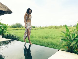 Julia Price feet photo 20