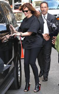 Julia Roberts feet photo thumbnail