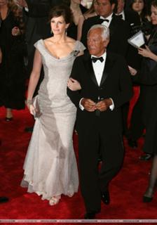 Julia Roberts feet photo thumbnail
