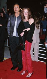 Julia Roberts feet photo thumbnail