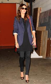 Julia Roberts feet photo thumbnail