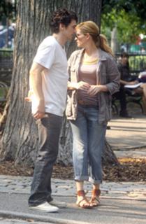 Julia Roberts feet photo thumbnail
