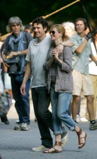Julia Roberts feet photo thumbnail