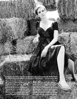 Julia Roberts feet photo thumbnail