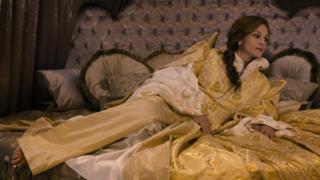 Julia Roberts feet photo thumbnail