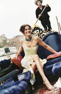 Julia Roberts feet photo thumbnail