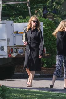 Julia Roberts feet photo 2