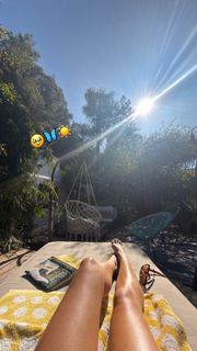 Julia Schlaepfer feet photo 1