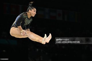 Julia Soares feet photo 20