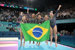Julia Soares feet photo 9