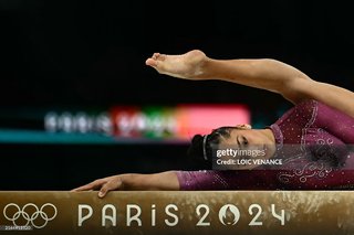 Julia Soares feet photo 4