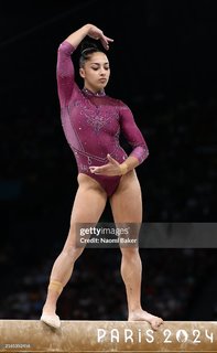 Julia Soares feet photo 2