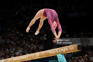 Julia Soares feet photo 20
