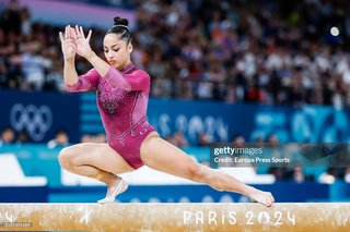 Julia Soares feet photo 17