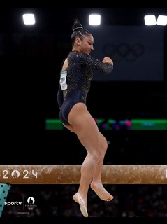 Julia Soares feet photo 13