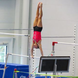 Julia Soares feet photo 1