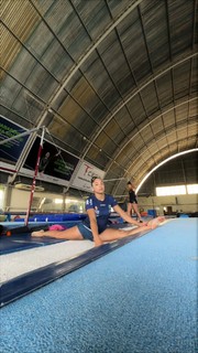 Julia Soares feet photo 15