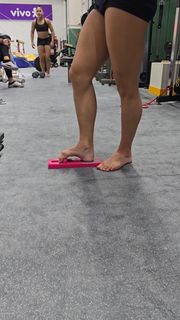 Julia Soares feet photo 5