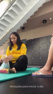 Julia Soares feet photo 14