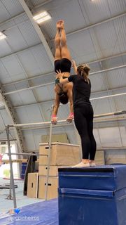 Julia Soares feet photo 13