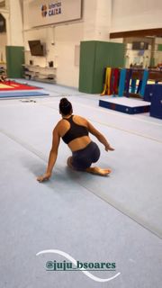 Julia Soares feet photo 6