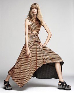 Julia Stegner feet photo 7