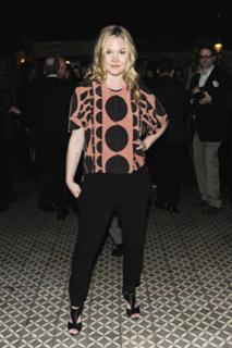 Julia Stiles feet photo thumbnail