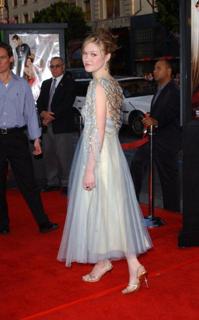 Julia Stiles feet photo thumbnail