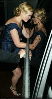 Julia Stiles feet photo thumbnail