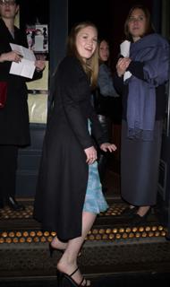 Julia Stiles feet photo thumbnail