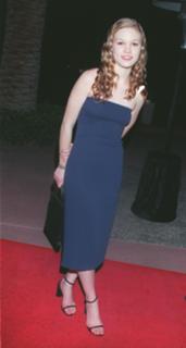 Julia Stiles feet photo thumbnail