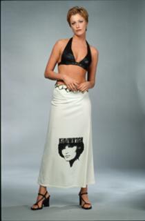 Julia Stinshoff feet photo 1