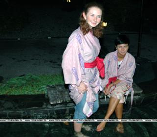 Julia Volkova feet photo thumbnail