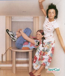 Julia Volkova feet photo 6