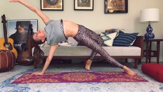 Julia Voth feet photo 15
