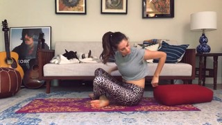 Julia Voth feet photo 14