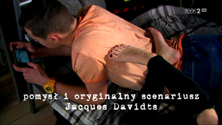 Julia Wieniawa-Narkiewicz feet photo thumbnail