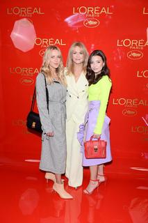 Julia Wieniawa-Narkiewicz feet photo thumbnail