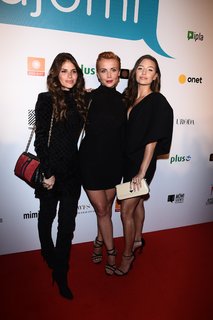 Julia Wieniawa-Narkiewicz feet photo thumbnail