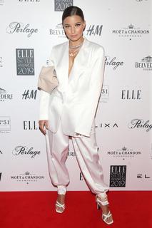 Julia Wieniawa-Narkiewicz feet photo thumbnail